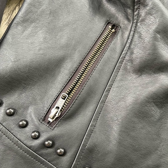 Torrid Black Moto Leather Jacket with Colorful Embroidery Womens Size 1 (14-16) - Picture 10 of 16